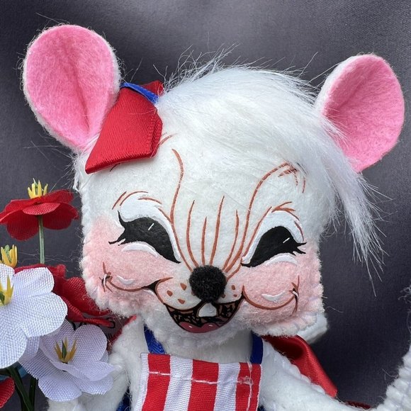 Annalee Dolls Patriotic Girl Mouse USA America July 4th Red White & Blue Flowers - Picture 2 of 12